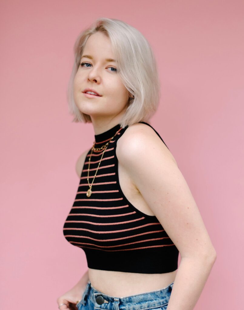 Sara Davis